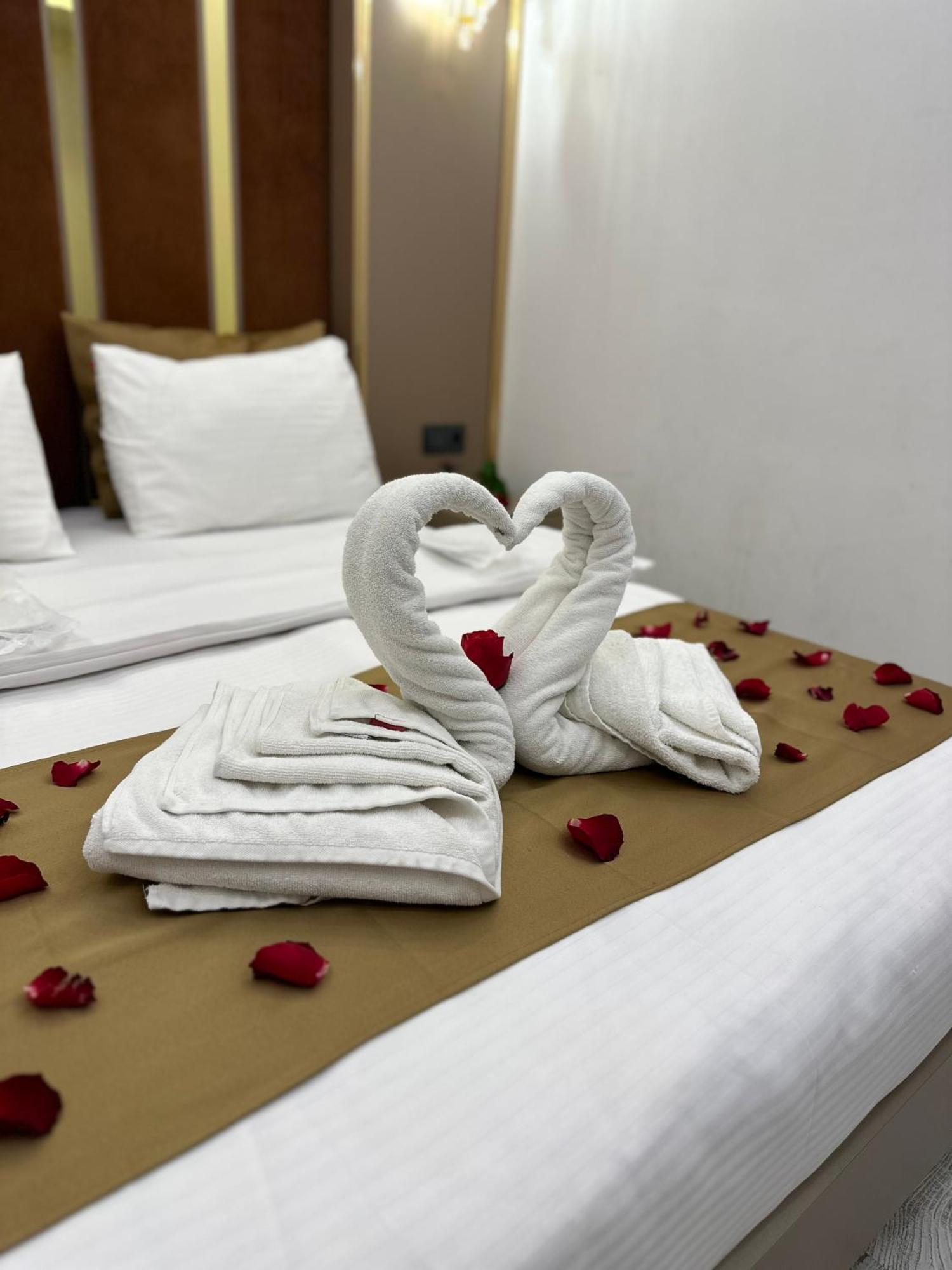 Moonlight Suit Hotel Taksim Istanboel Buitenkant foto