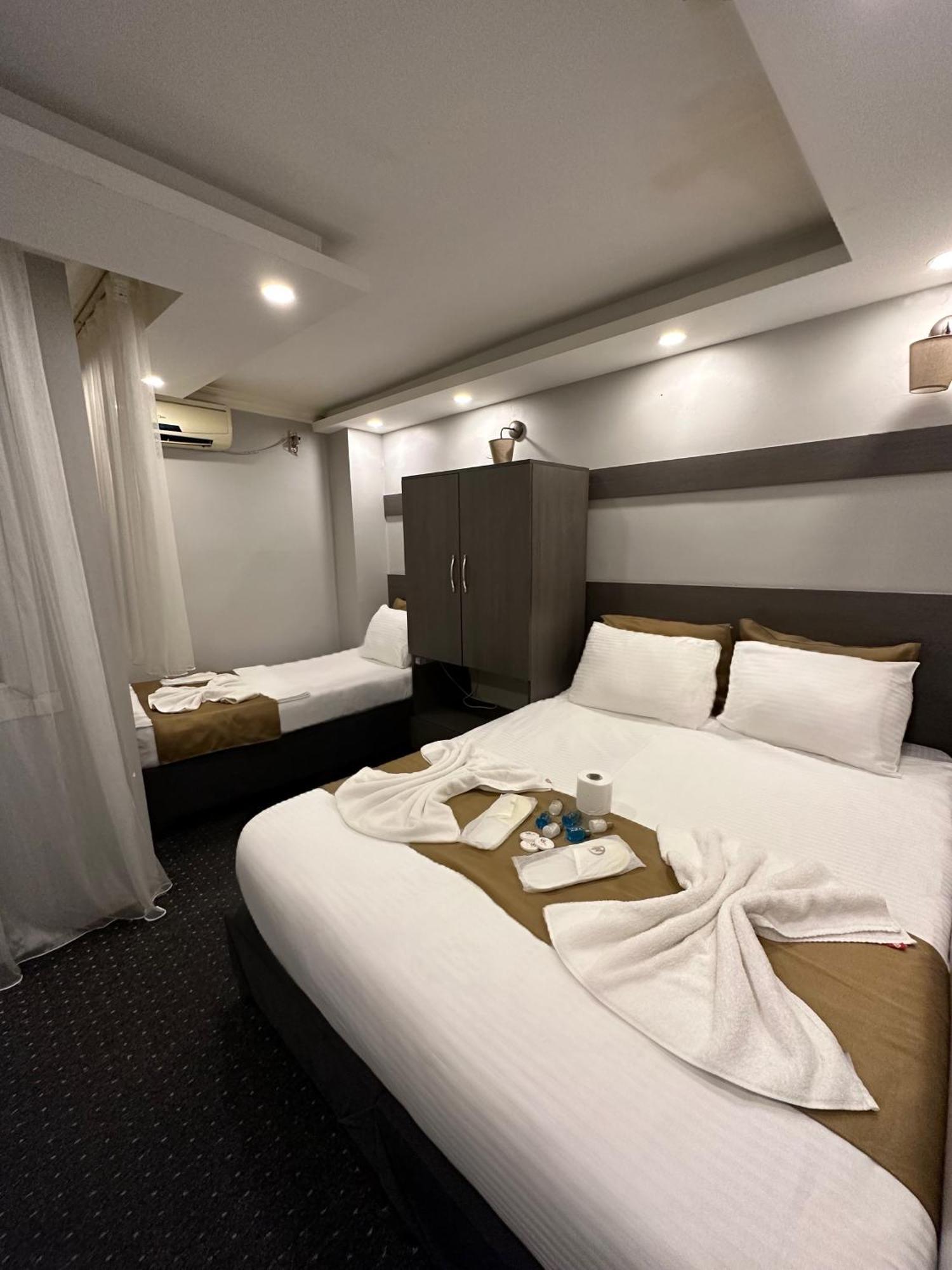Moonlight Suit Hotel Taksim Istanboel Buitenkant foto