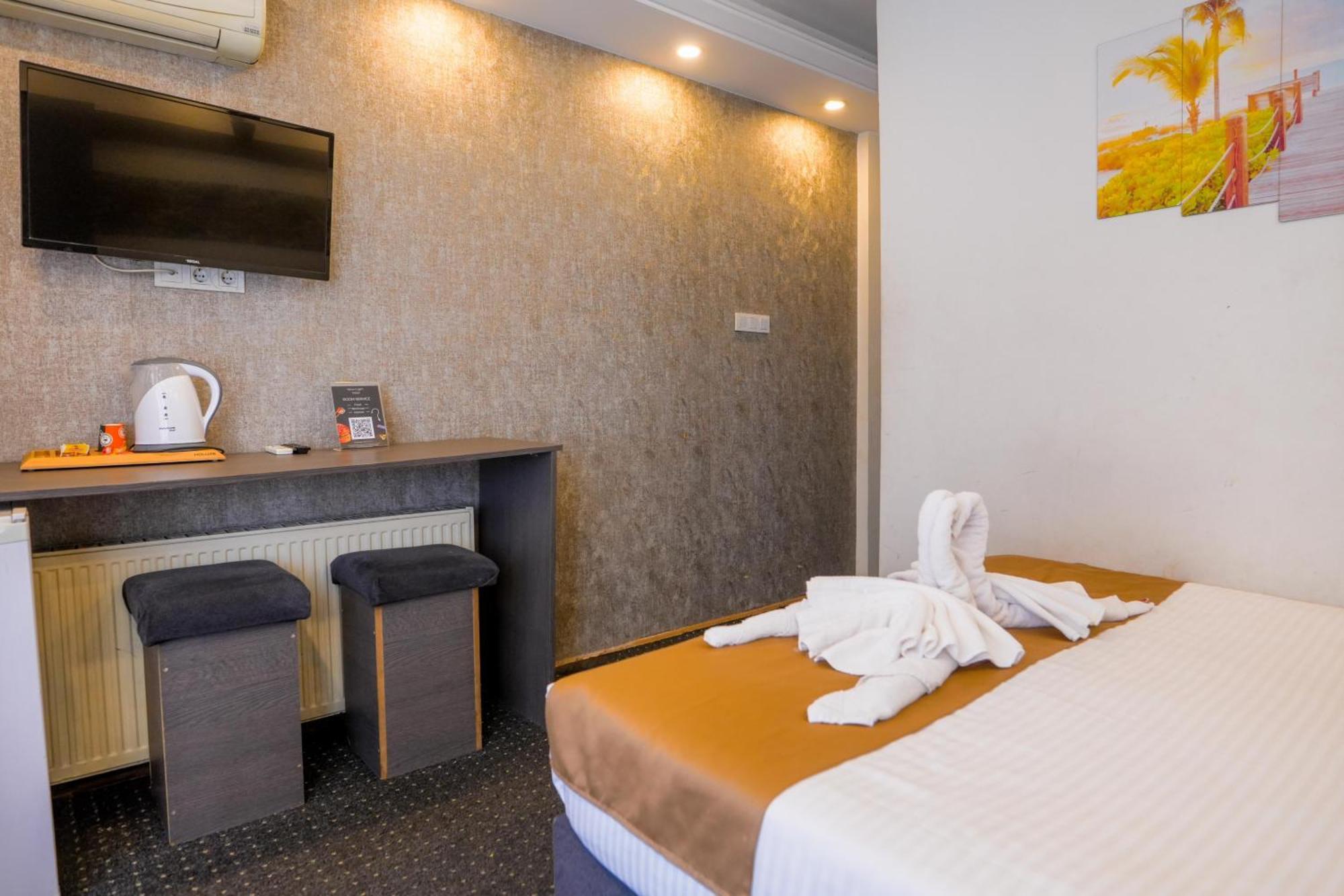 Moonlight Suit Hotel Taksim Istanboel Buitenkant foto